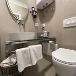 Jonexh شقة تيرانا