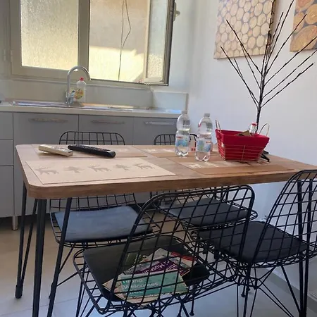 Jonexh * Τίρανα