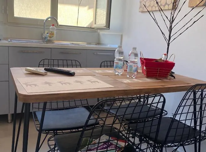 Jonexh * טיראנה