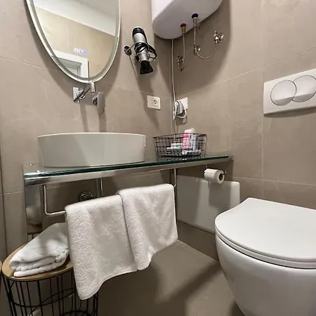 Jonexh Appartamento Tirana