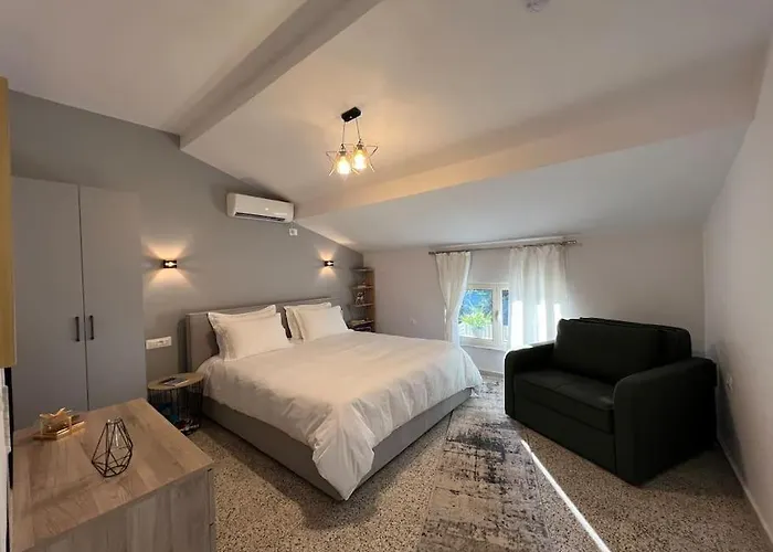 Apartment Jonexh Tirana